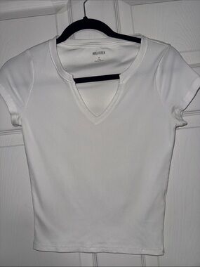 Hollister White Short-Sleeve Notch V Ribbed Tee